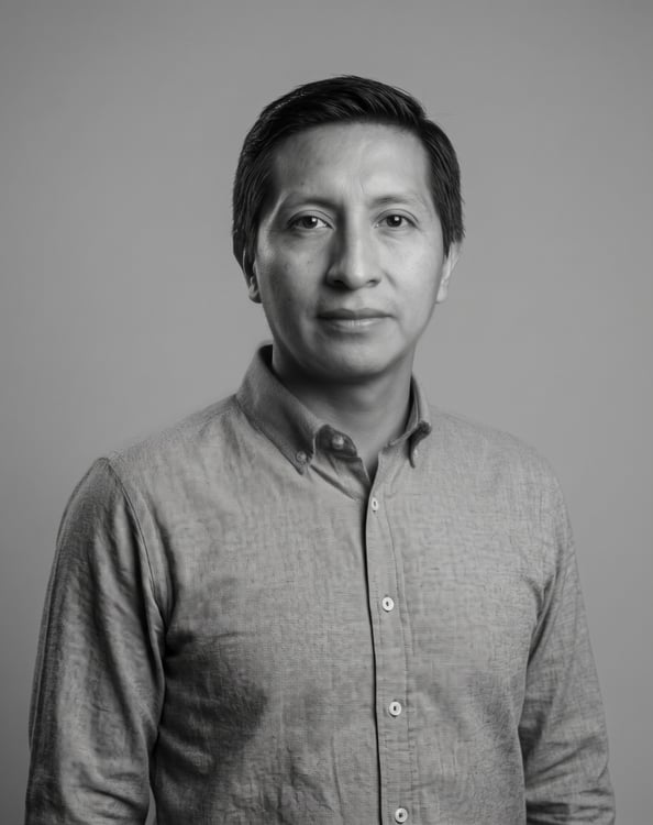 Alex Cañar